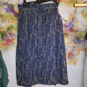 Eva Mendes Knee-Length Blue & Yellow Textured Skirt With Paper bag Waist and Bel